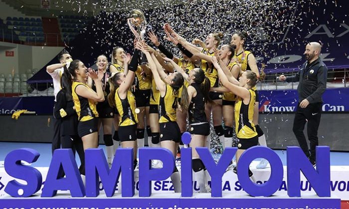 VakıfBank, yedinci kez Kupa Voley şampiyonu